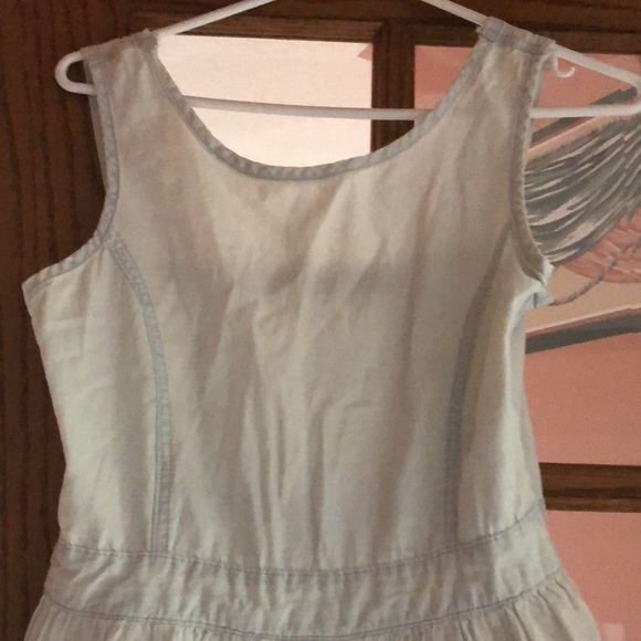 2/30🌻Beautiful soft denim dress embroidered hem Sz M - Picture 6 of 8